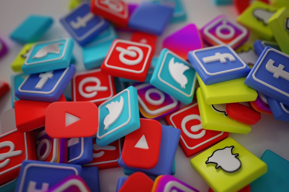 social media optimization services with social media icons.